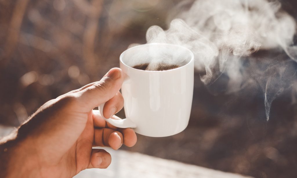Faut-il mélanger la CBD avec son café du matin ?
