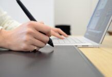 Métier de dessinateur : tout ce qu’il faut savoir pour prospecter en ligne Métier de dessinateur