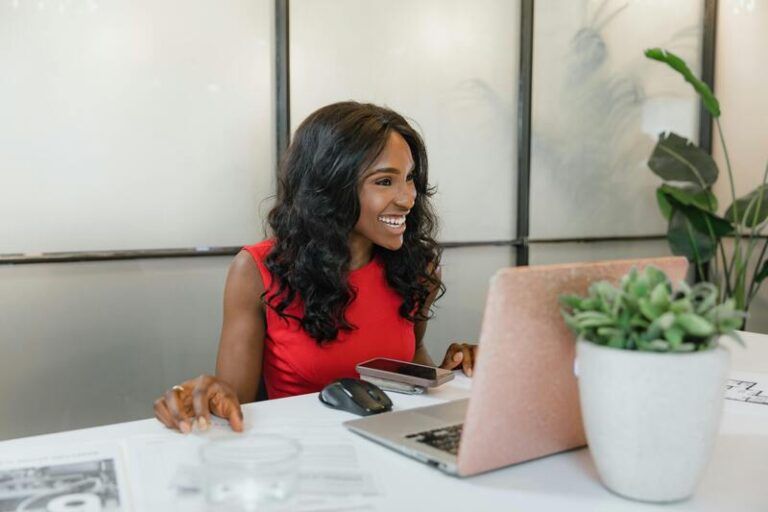 Pourquoi la formation en coaching est essentielle pour réussir en e-business